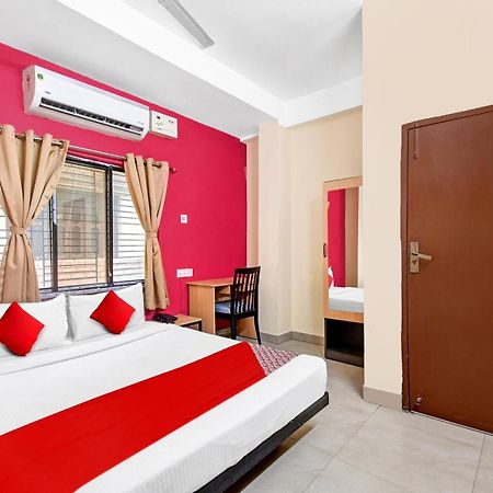 Hotel O Grand Lazeez Haora Bagian luar foto