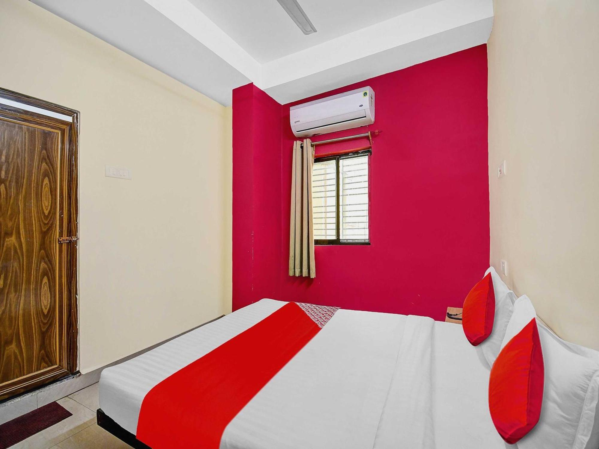 Hotel O Grand Lazeez Haora Bagian luar foto