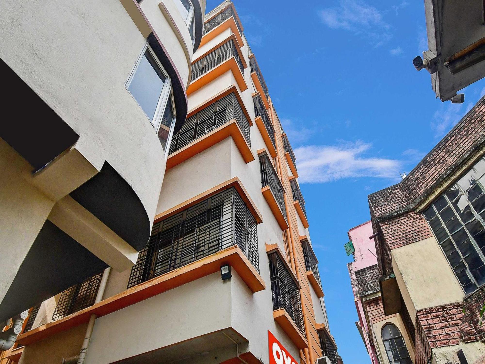 Hotel O Grand Lazeez Haora Bagian luar foto