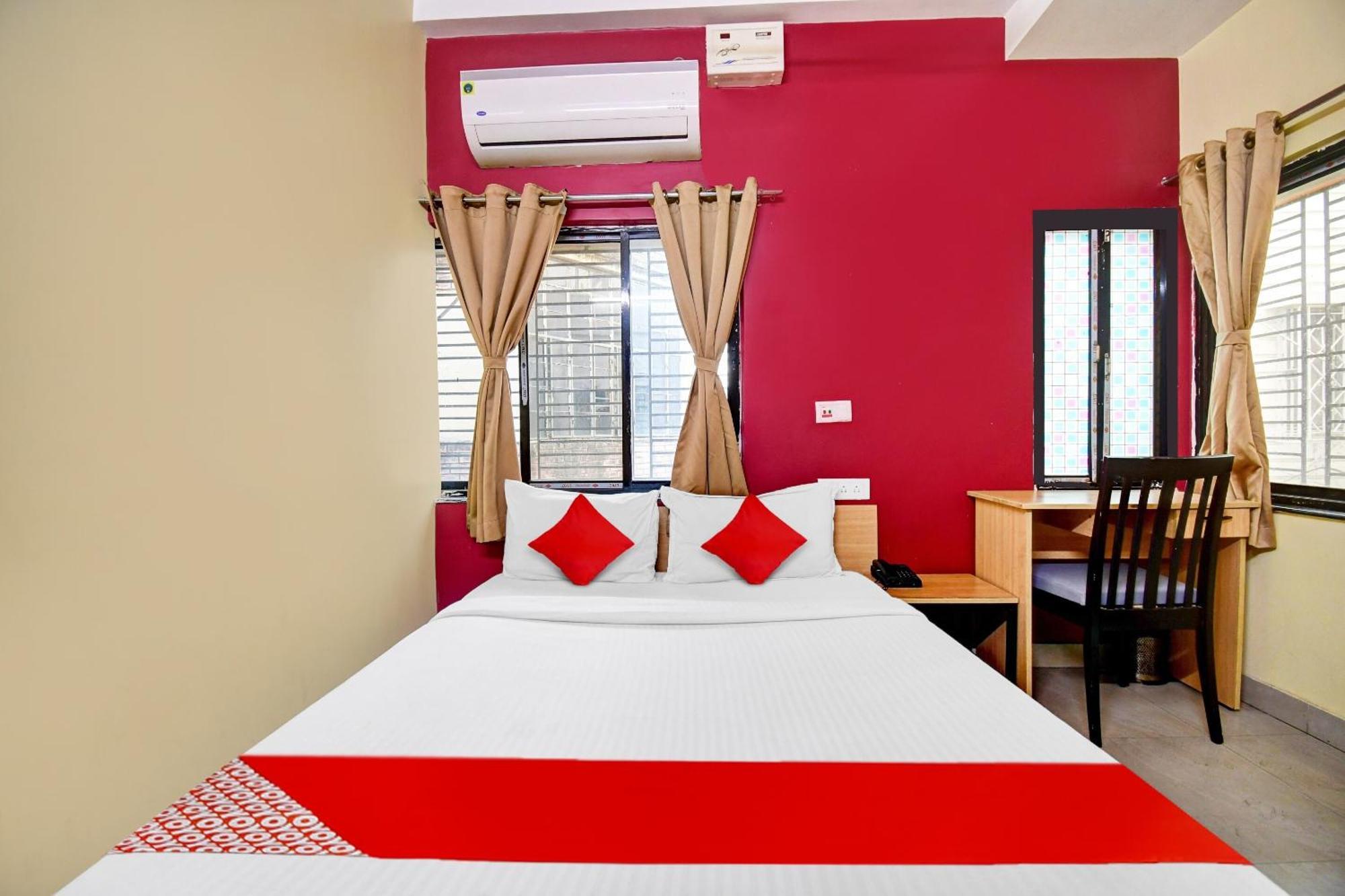 Hotel O Grand Lazeez Haora Bagian luar foto