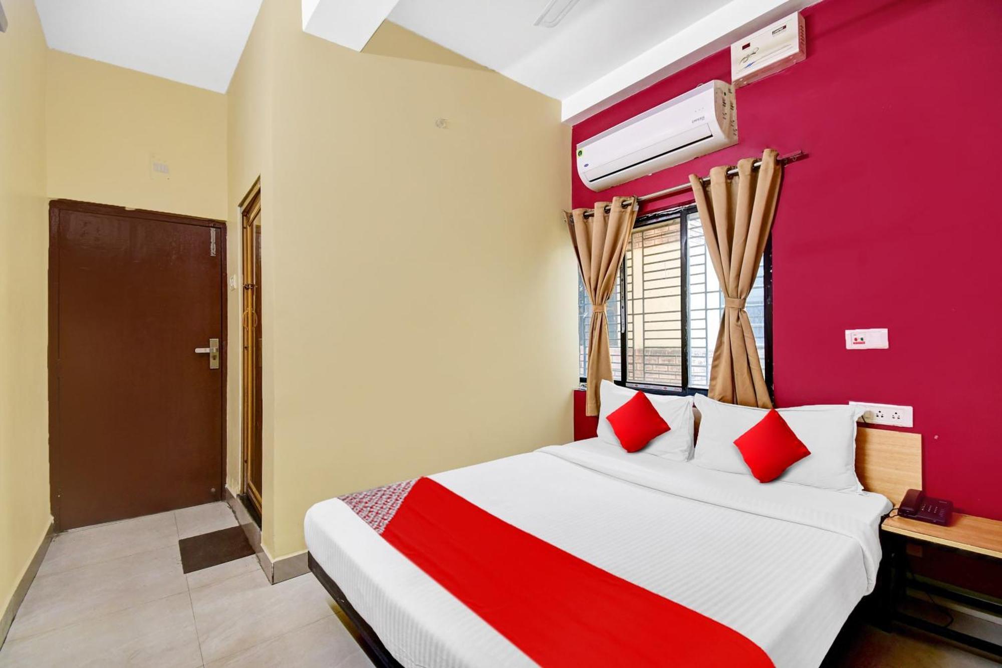 Hotel O Grand Lazeez Haora Bagian luar foto