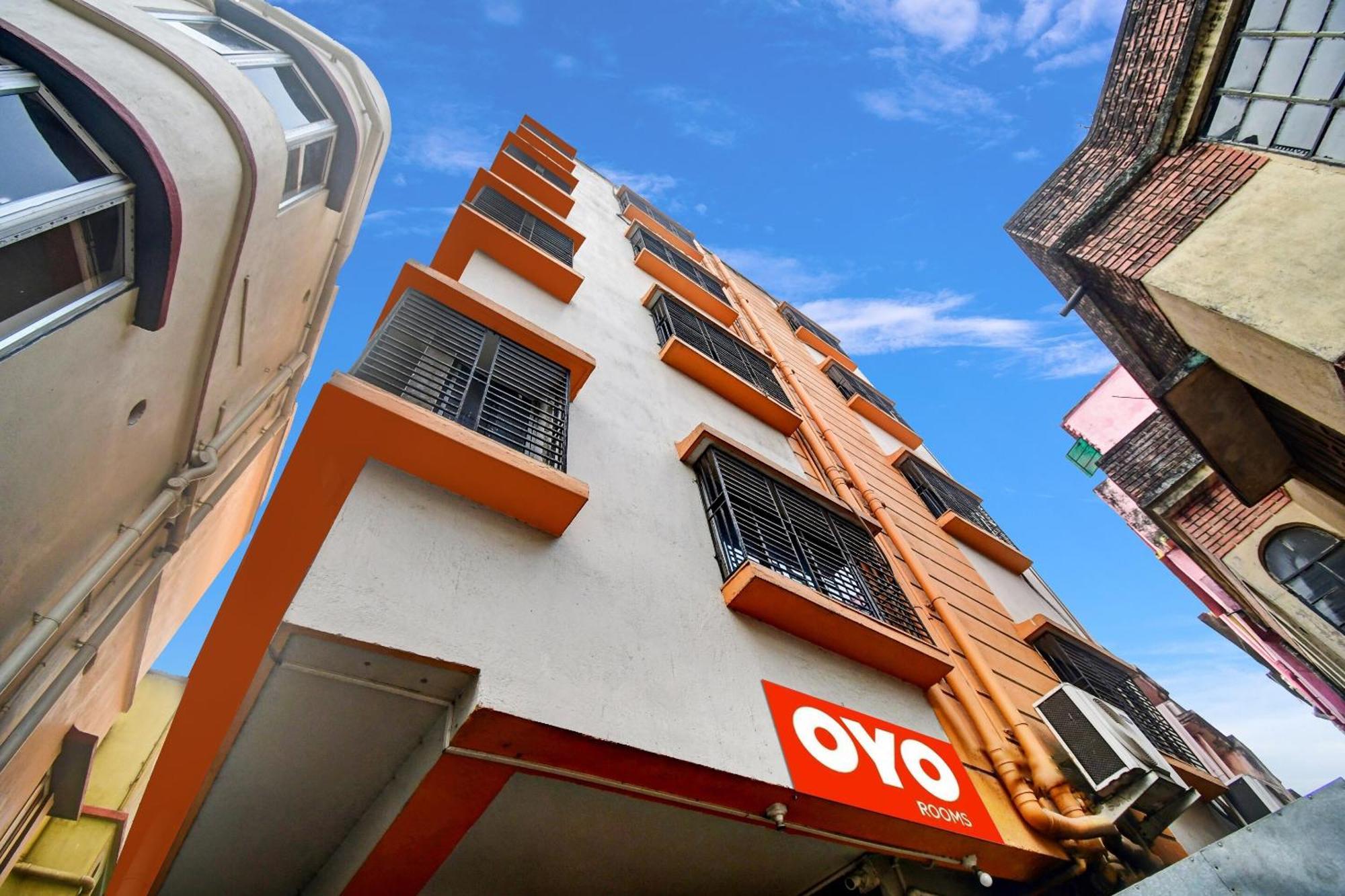 Hotel O Grand Lazeez Haora Bagian luar foto
