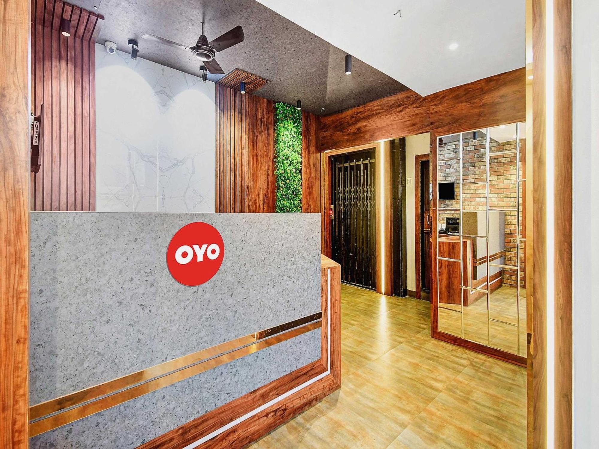 Hotel O Grand Lazeez Haora Bagian luar foto
