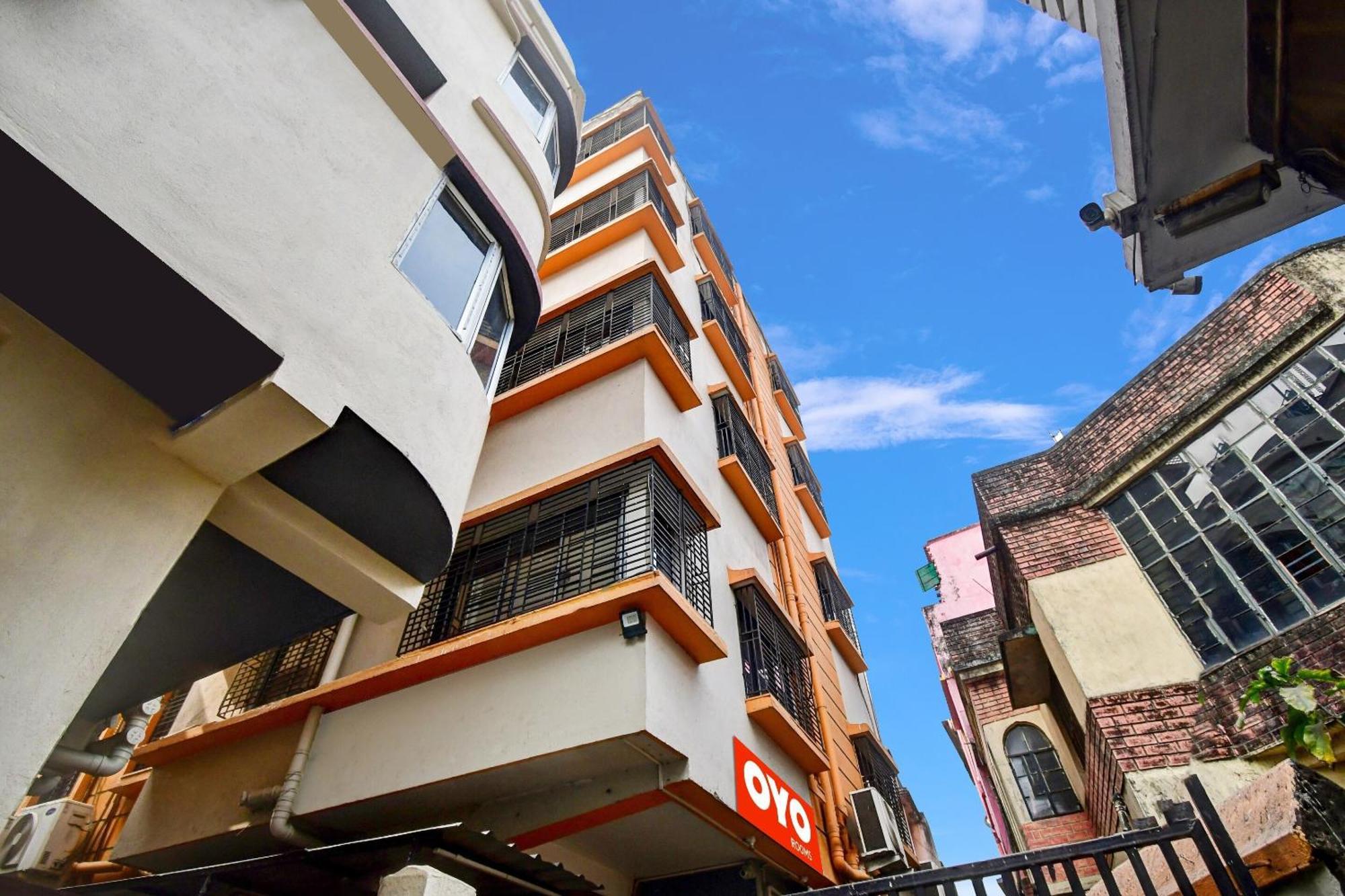 Hotel O Grand Lazeez Haora Bagian luar foto
